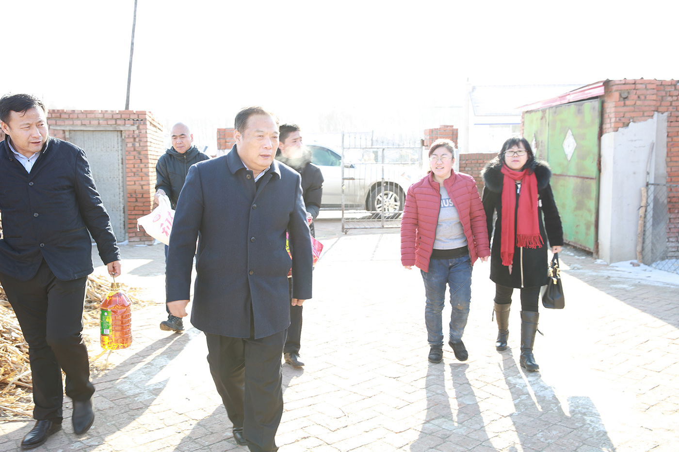 遼寧鑫豐礦業(yè)集團(tuán)黨支部、工會春節(jié)前夕走訪慰問